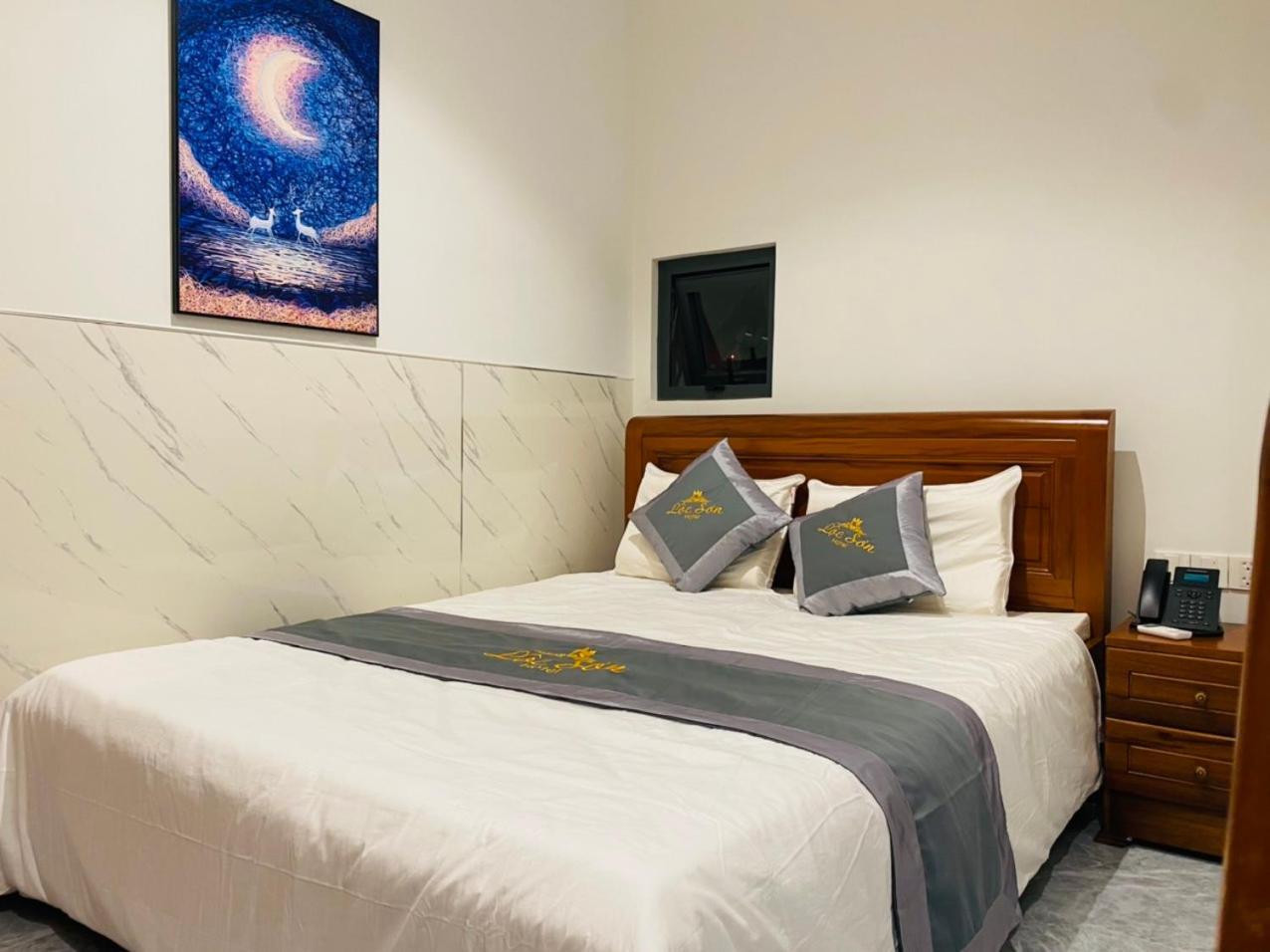 Loc Son Hotel Буонметхуот Экстерьер фото